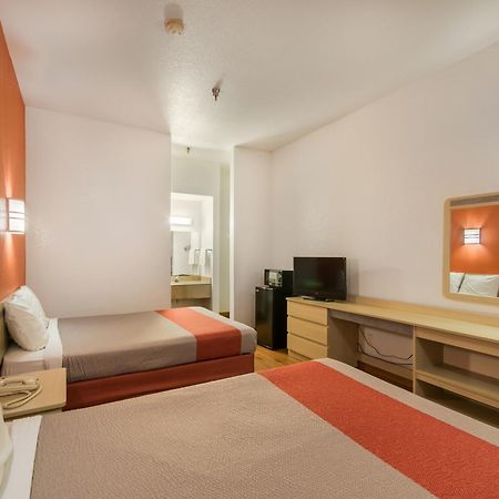 Americas Best Value Inn & Suites ฮัมเบิล ภายนอก รูปภาพ