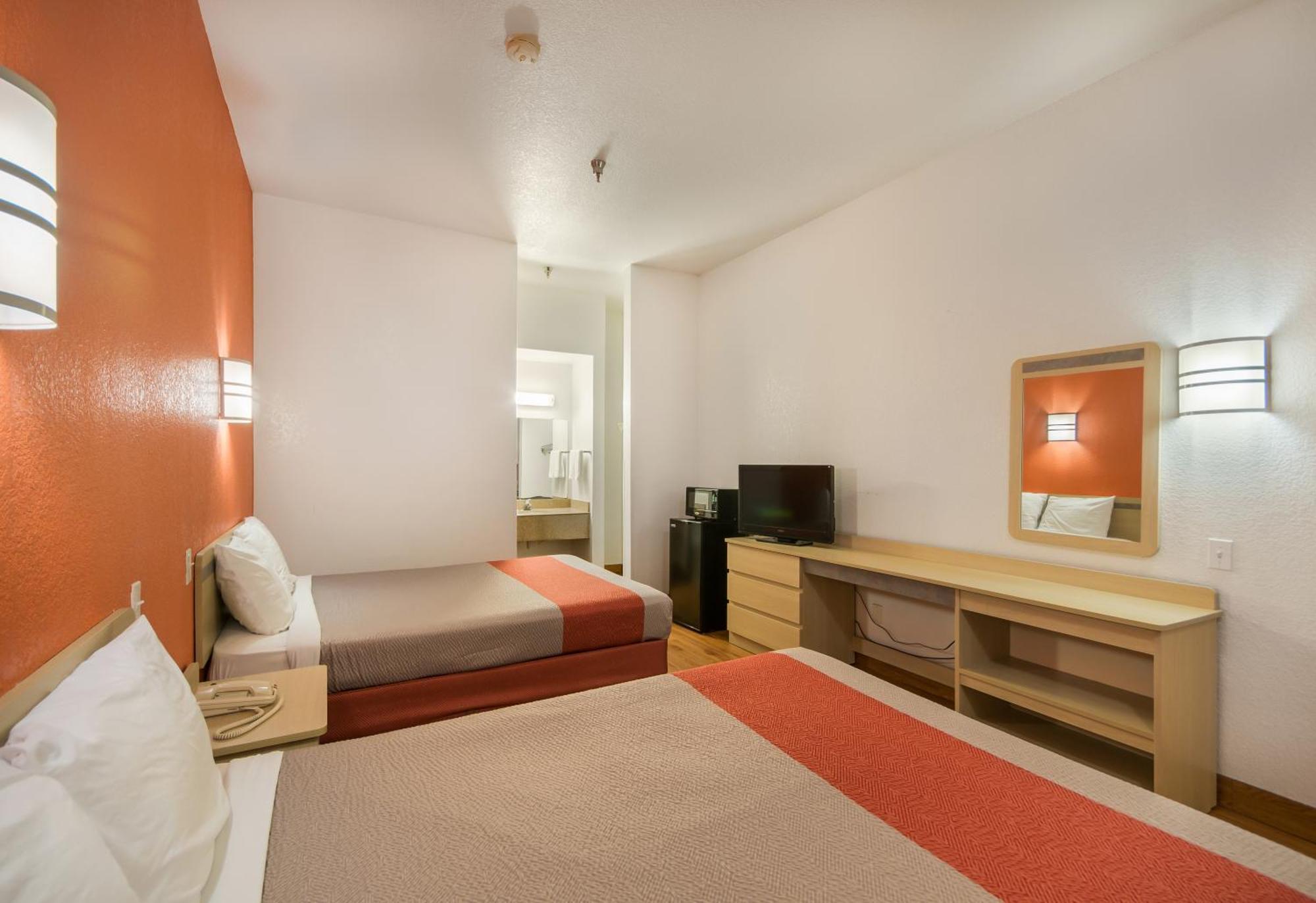 Americas Best Value Inn & Suites ฮัมเบิล ภายนอก รูปภาพ